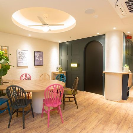 New Japan Lady'S Capsule Hotel Osaka Exterior foto
