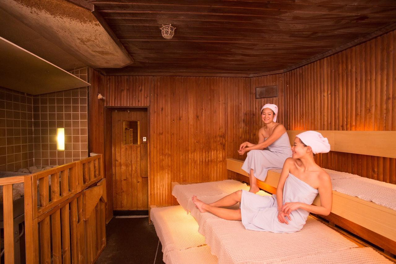 New Japan Lady'S Capsule Hotel Osaka Exterior foto